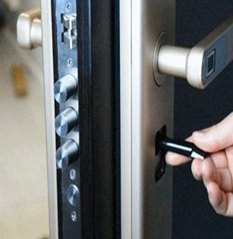 句容开锁 句容开锁公司开修指纹锁